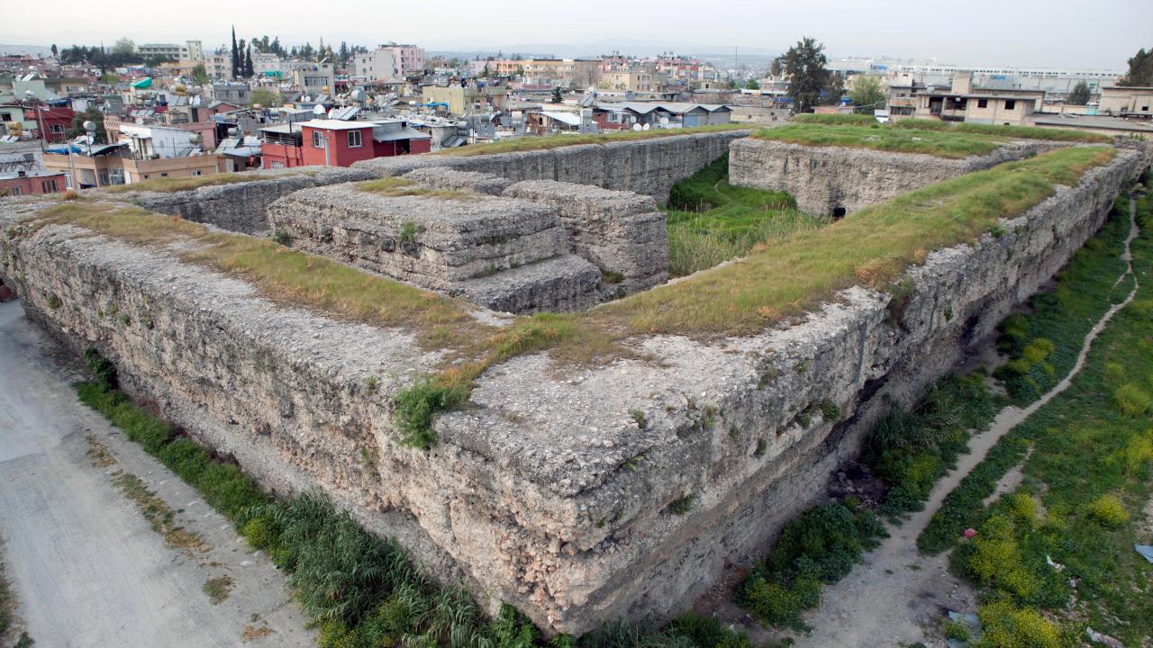 Mersin - Donuktas Aniti Donuktaş Anıtı