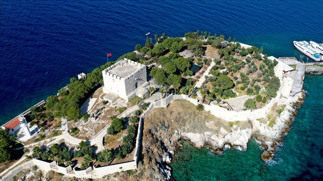 Ege - 1. Guvercinada Kalesi