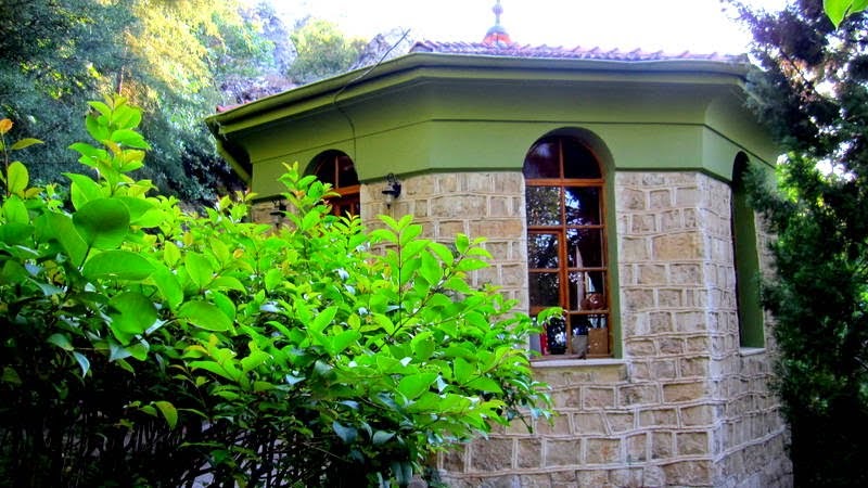 Ege - 35.Servergazi Turbesi
